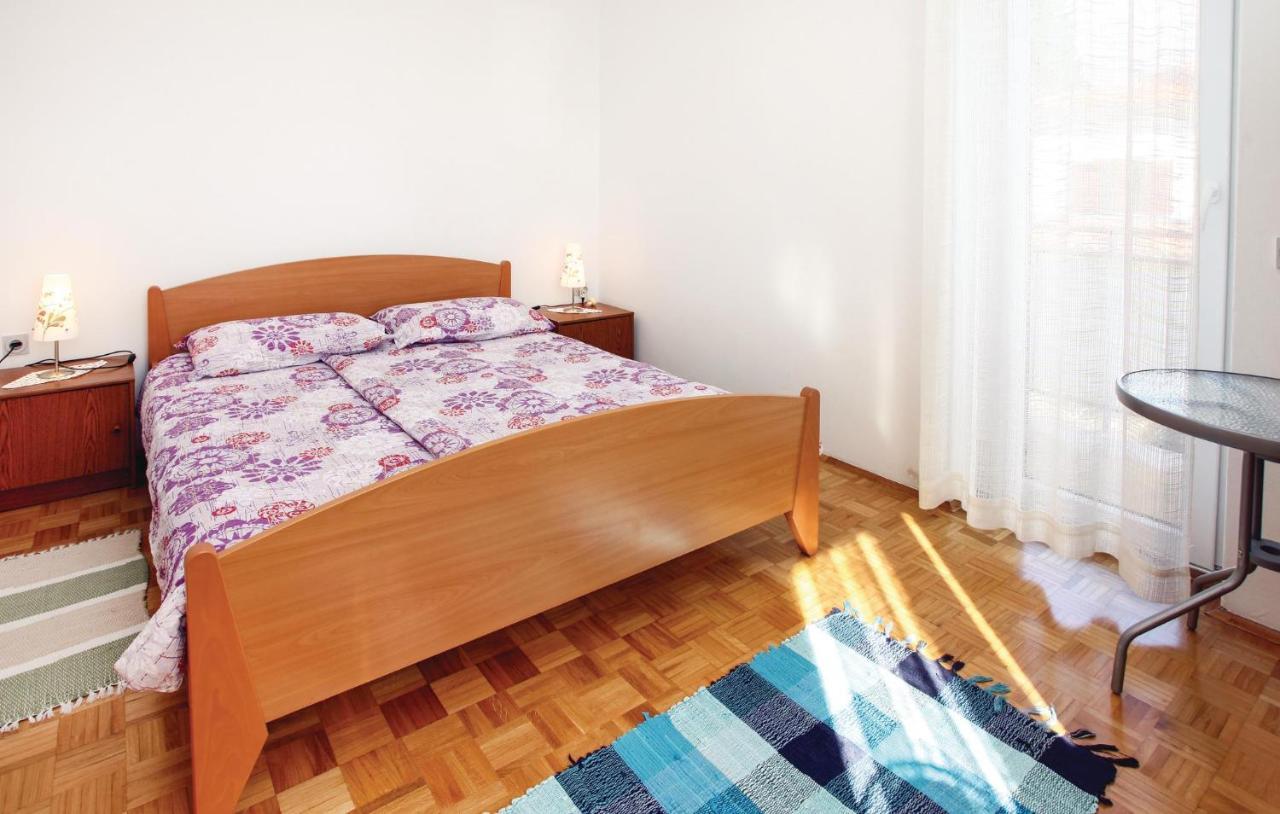 Awesome Apartment In Portoroz With Wifi 외부 사진