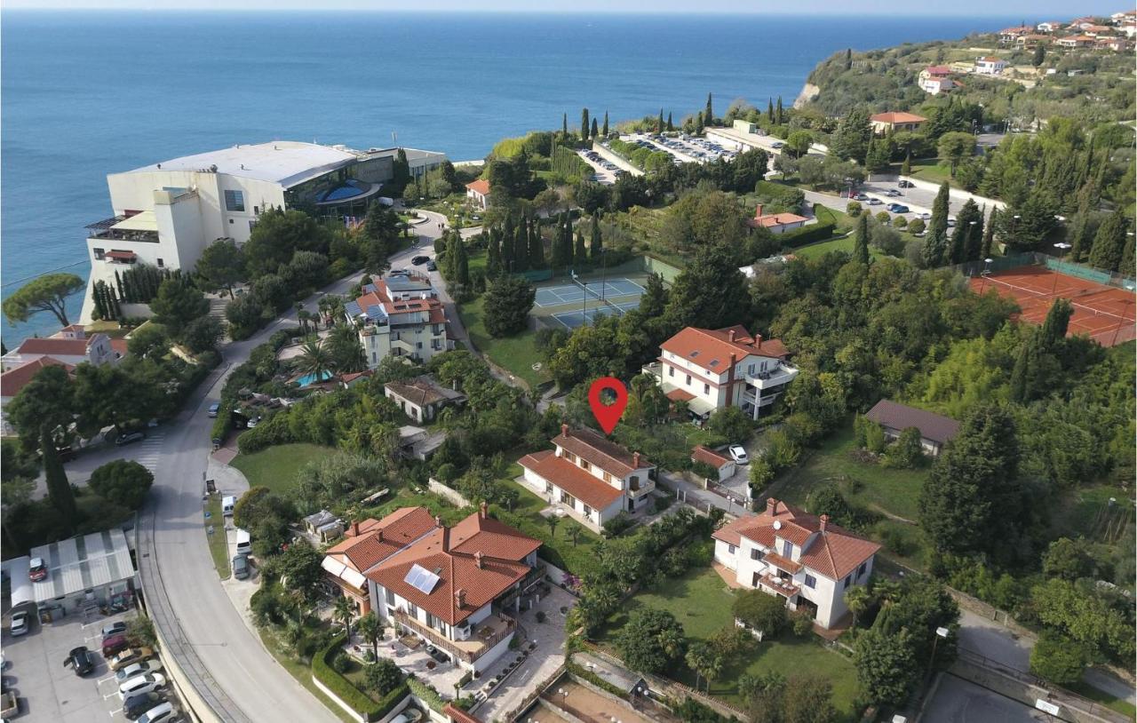 Awesome Apartment In Portoroz With Wifi 외부 사진