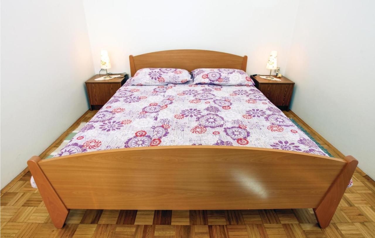 Awesome Apartment In Portoroz With Wifi 외부 사진